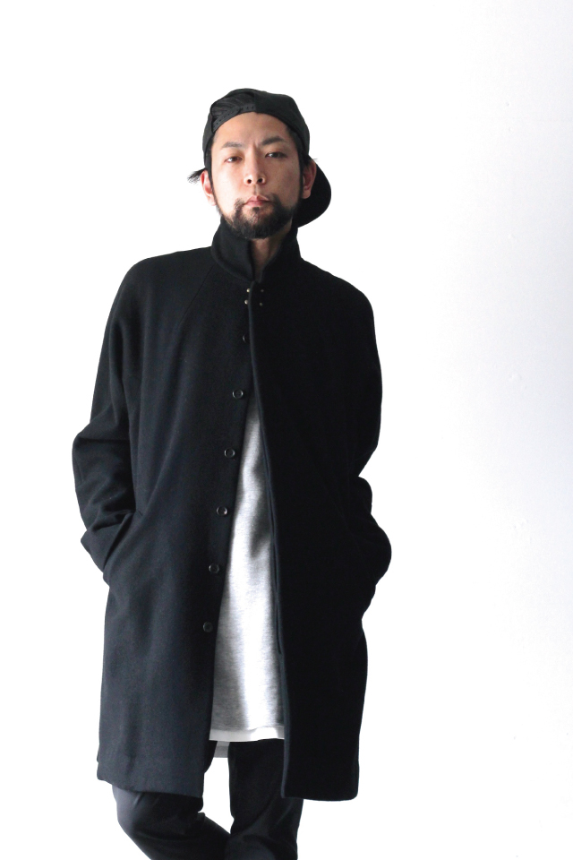 なし肩幅suzuki takayuki stand-fall-collar coat - ステンカラーコート