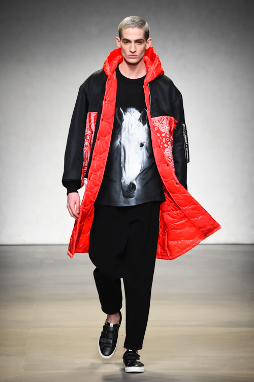 yoshio kubo(ヨシオクボ) / オーバーサイズホースTシャツ(OVERSIZED 
