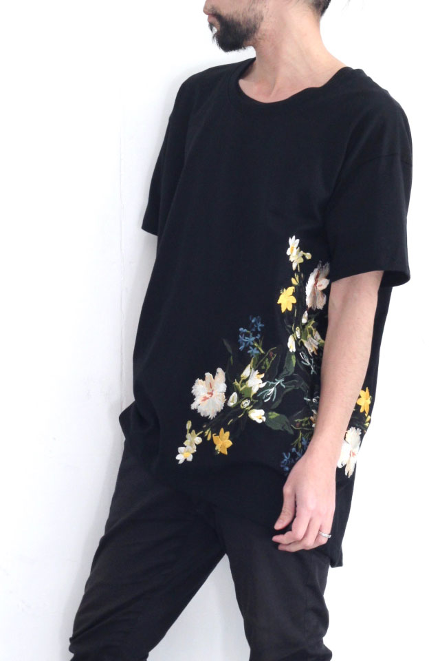 Licht Bestreben リヒト ベシュトレーベン 花柄刺繍tシャツ Flower Embroidery Tee Lb19ss Te01 Fw の通販 公式取り扱いセレクトショップ Aluvous 一万円以上送料無料 大阪 中崎町