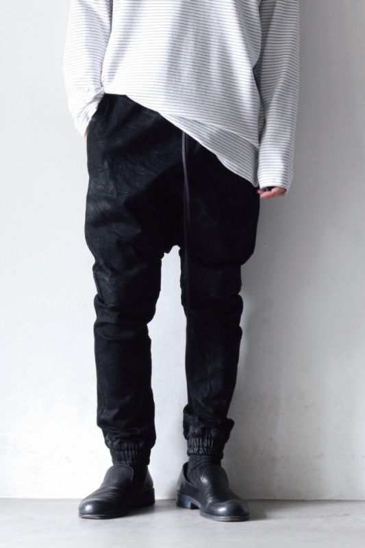 A.F ARTEFACT / コーティングデニムサルエルパンツ（COATING DENIM 