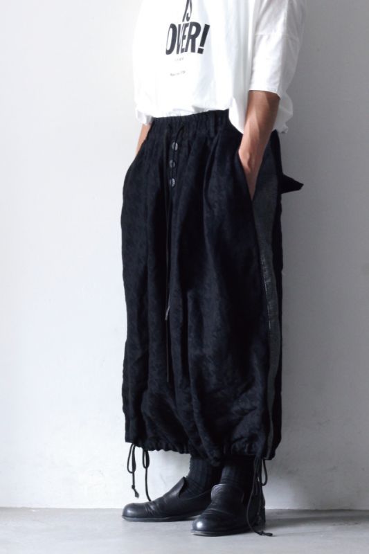 A.F ARTEFACT WIDE SILHOUETTE PANTS