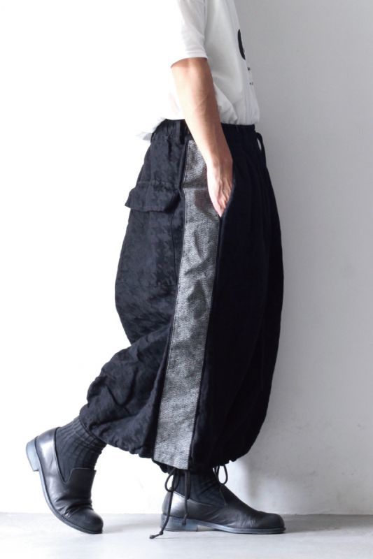 A.F ARTEFACT WIDE SILHOUETTE PANTS