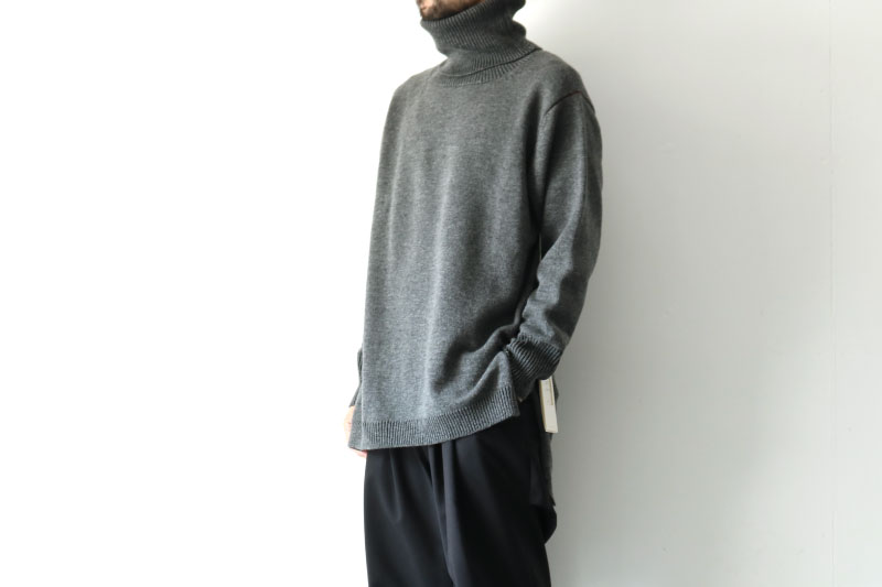suzuki takayuki / タートルネックニット