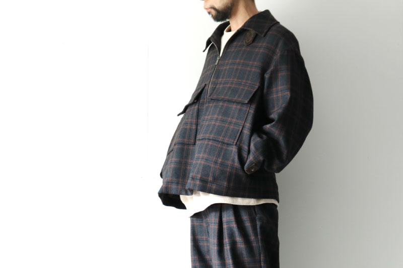 TAUPE / ショートジップブルゾン