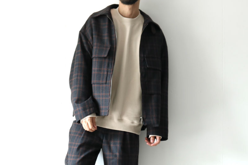 TAUPE / ショートジップブルゾン