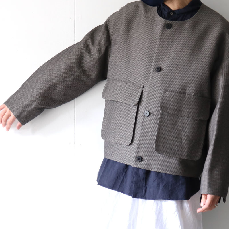 ETHOSENS(エトセンス) / COLLARLESS BLOUSON / 5E122-44（カラーレス