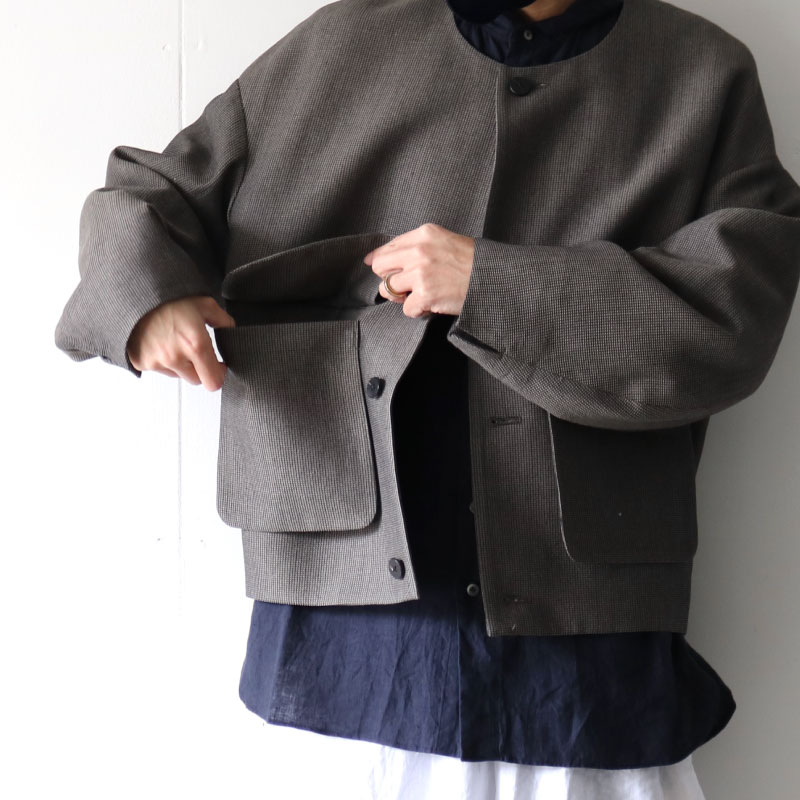 ETHOSENS(エトセンス) / COLLARLESS BLOUSON / 5E122-44（カラーレス