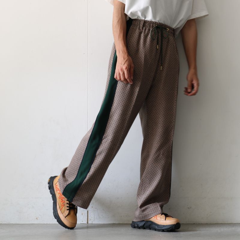 TAUPE[トープ] / サイドラインパンツ（GEOMETRIC JQ SIDE LINE PANTS